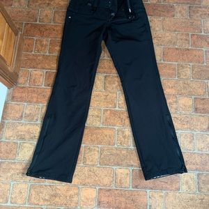 686 womens S snow pants infidry technology